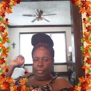 Meet your Posher, Lurline